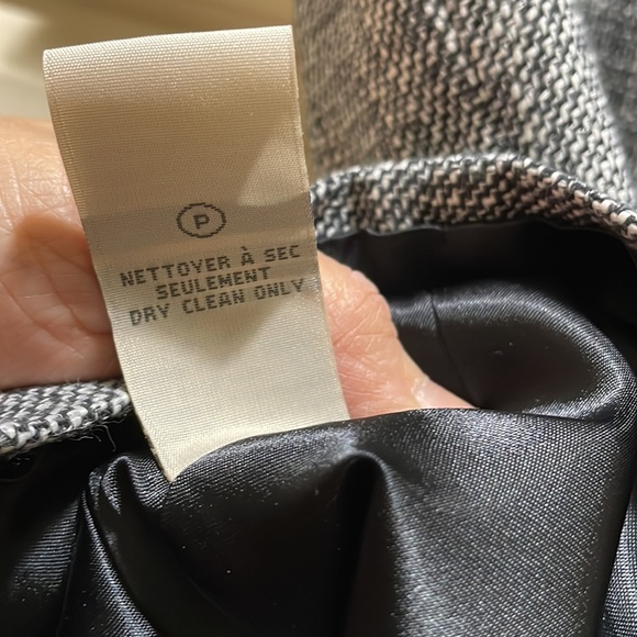 RW&Co. Navy weave blend vest ( sz l) - Picture 12 of 12